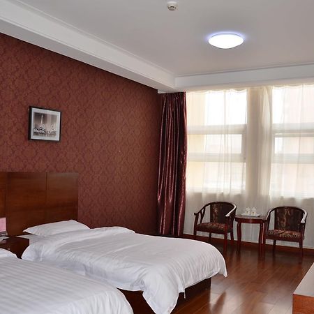Super 8 Henshui Zhongxin North Avenue Hotel Hengshui Exterior photo
